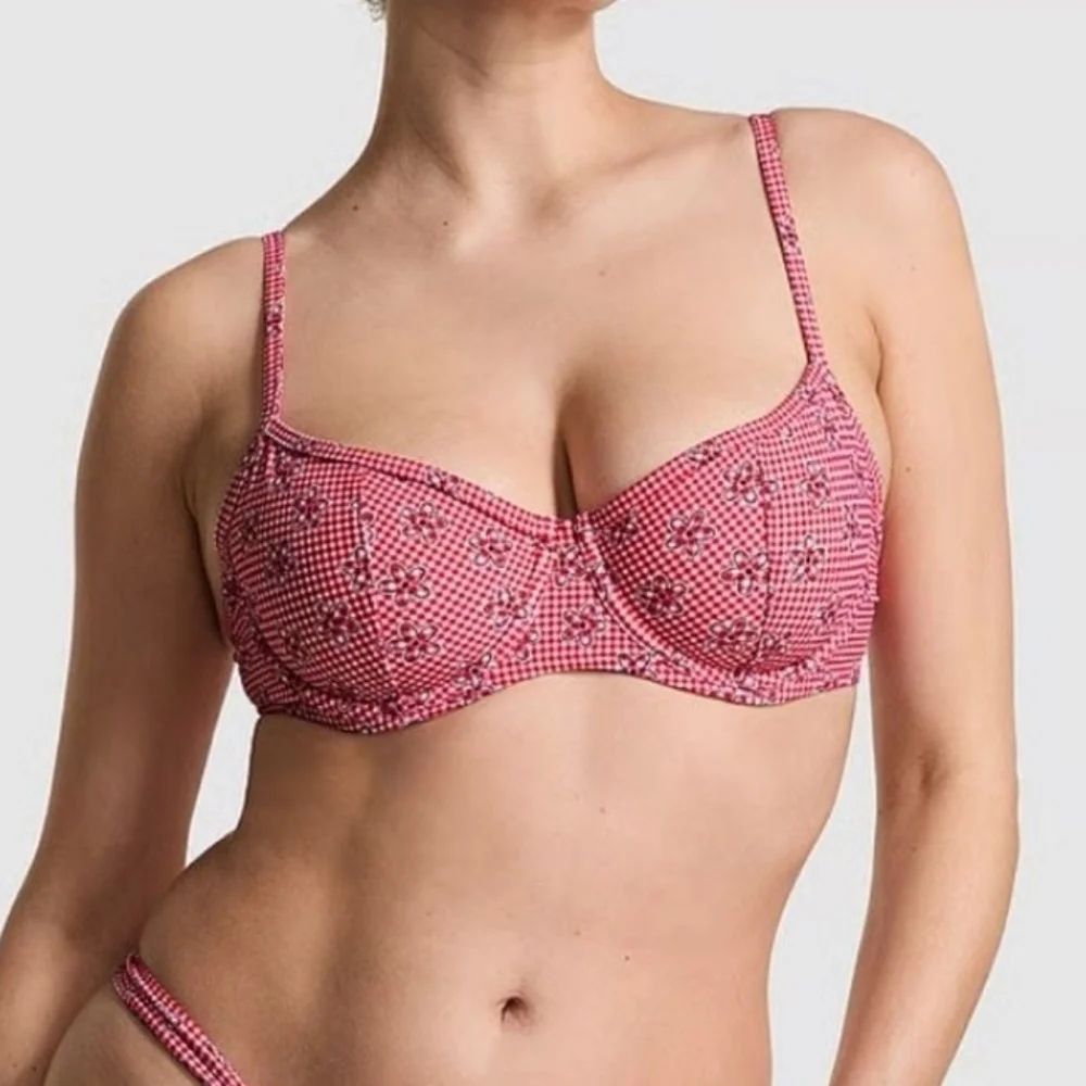 New!Pink X Frankies Bikini Buttercup Bikini Top‎ Ladybug Lane Red Gingerham